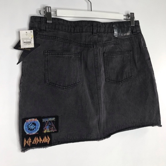 NWT old School Def Leppard Washed black denim mini - Picture 2 of 7